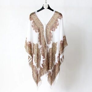 Elegant White and Brown Poncho one size s-m